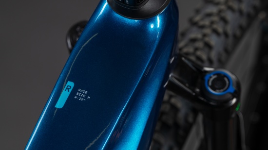 Preview: Cube Stereo Hybrid ONE22 Race 800 electricblue´n´white