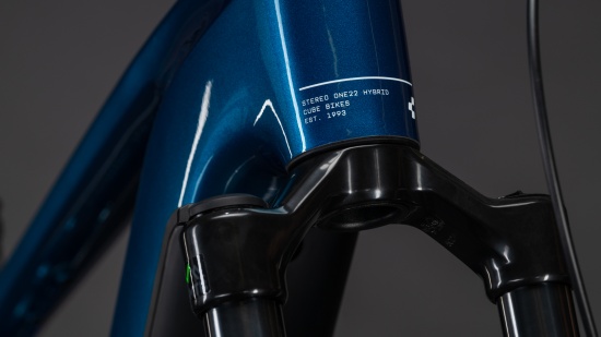 Preview: Cube Stereo Hybrid ONE22 Race 800 electricblue´n´white