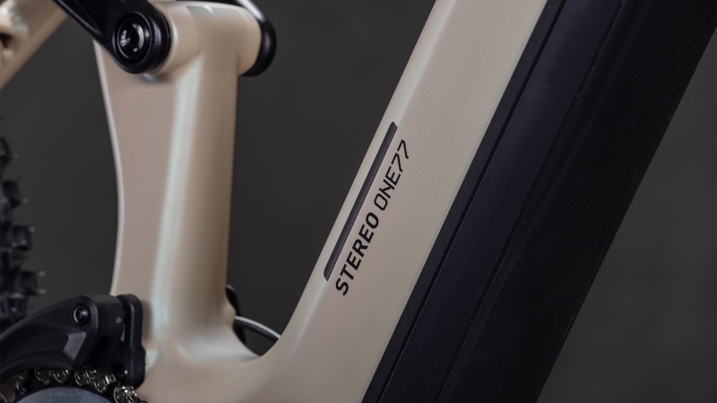 Cube Stereo Hybrid ONE77 HPC SLX 800 glintsand´n´black