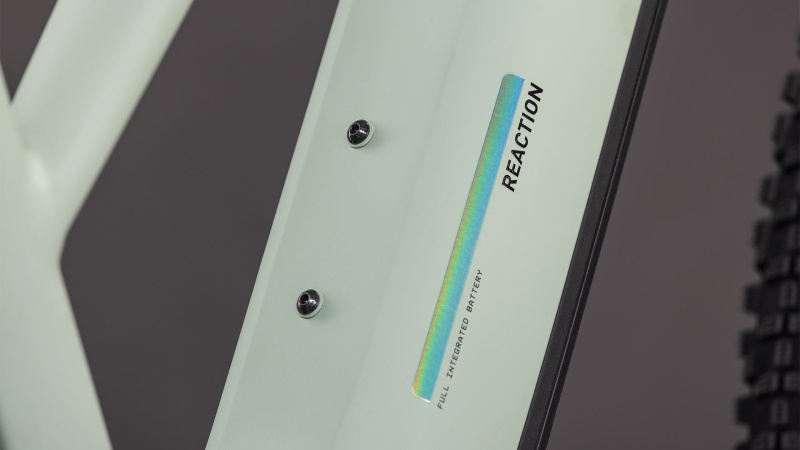 Cube Reaction Hybrid Pro 800 desertstone´n´driedherbs