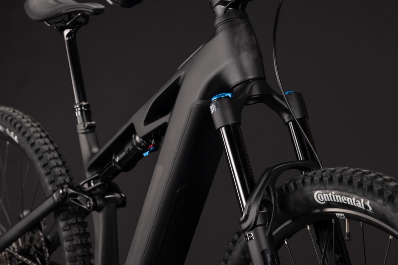 Cube Stereo Hybrid ONE44 HPC SLX 800 blackline