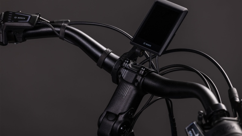 Cube Supreme Hybrid Deluxe Pro 600 electricblue´n´chrome